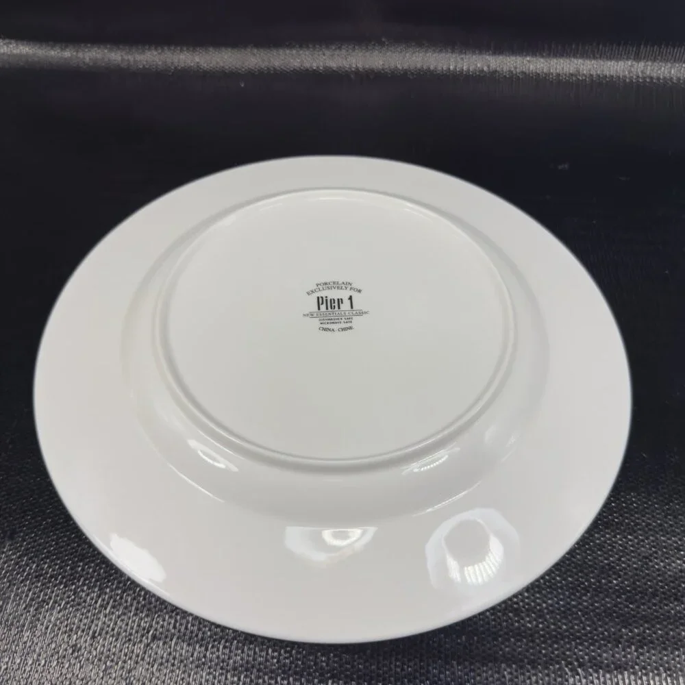Pier 1 New Essentials Classic Coupe White‎ Porcelain 11inch Plate Dish Set 4 VTG